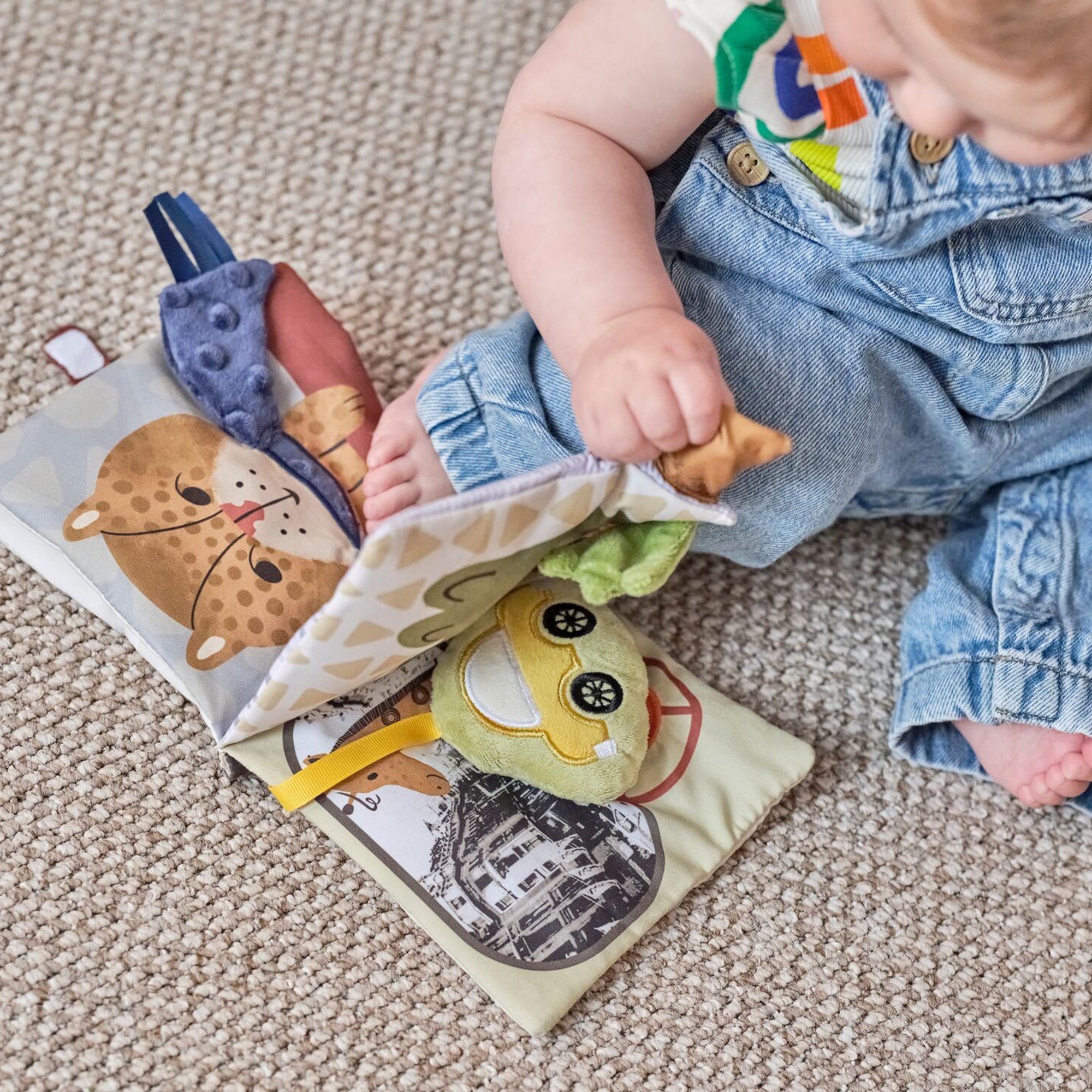 Baby Sensory Book | City Bus